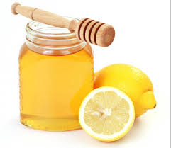 دراسة: أدوية السعال مضيعة للأموال والعسل والليمون أحسن علاج