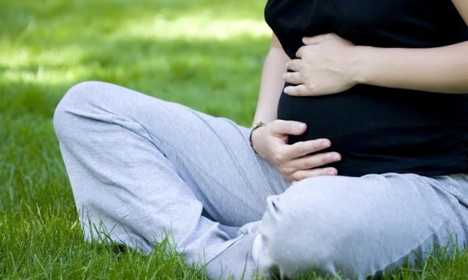 للحامل… إليك 5 أطعمة ممنوعة في قترة الحمل