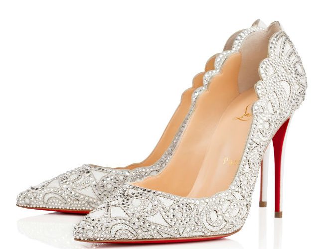 لالة مولاتي…إليك هذه التشكيلة الراقية من أحذية christian louboutin