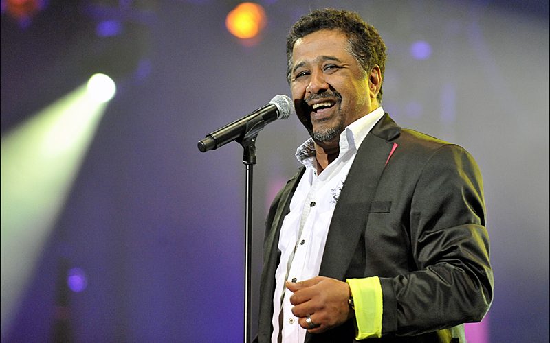 الشاب خالد والرابور الأمريكي « نيلي » في حفل بالسعودية ممنوع على النساء