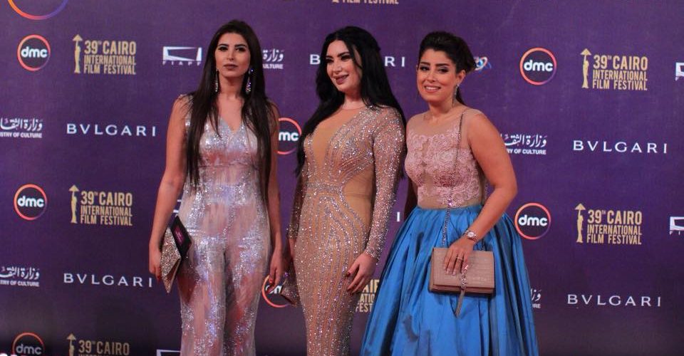 اطلالة الفنانات خلال مهرجان القاهرة السينمائي شاركينا رأيك