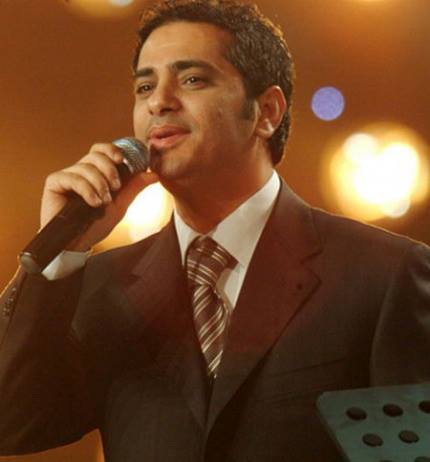 العام الجديد » بصوت محمد شاكر ابن الفنان محمد شاكر « 