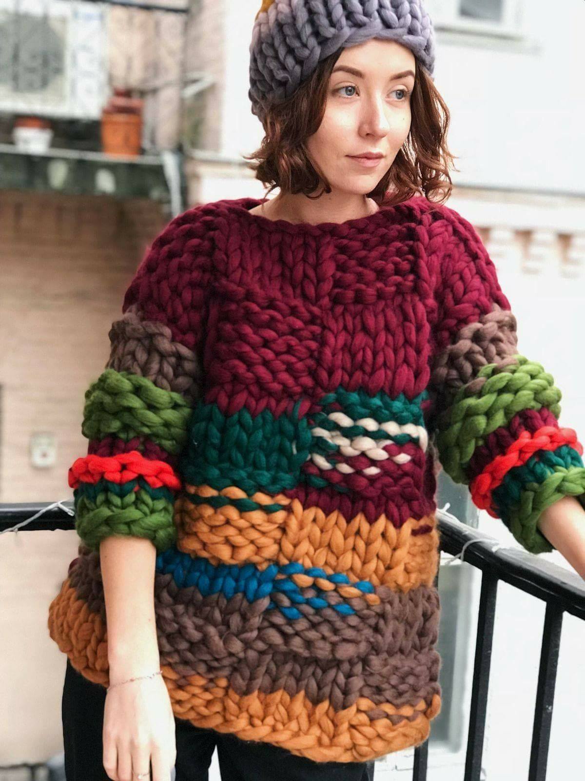 الـ Chunky Knit Sweater يعود لاجواء الموضه من جديد