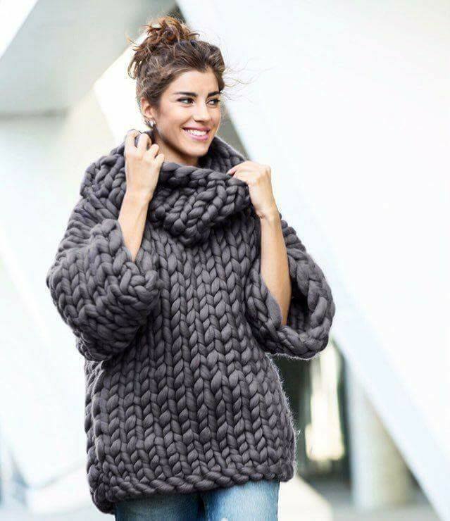 الـ Chunky Knit Sweater يعود لاجواء الموضه من جديد