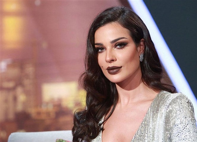 فيديو: بالرغم من مرضها..نادين نجيم ترقص وتغني في المستشفى