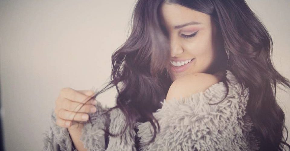 صورة: بعد غياب عن الساحة الفنية لأشهر..حنان لخضر تعود بعمل جديد