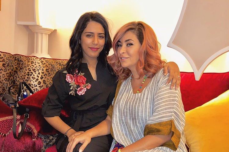 دبي… رجاء بلمير رفقة ديما بياعة (صورة)