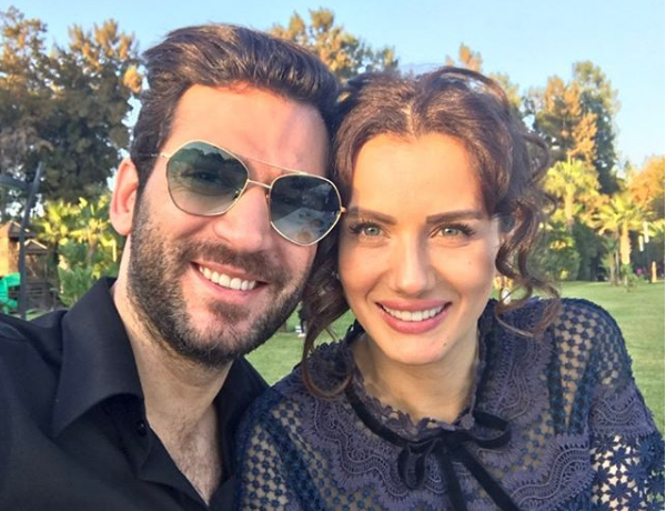 إيمان الباني تستقبل عائلتها في رمضان رفقة زوجها (صور)