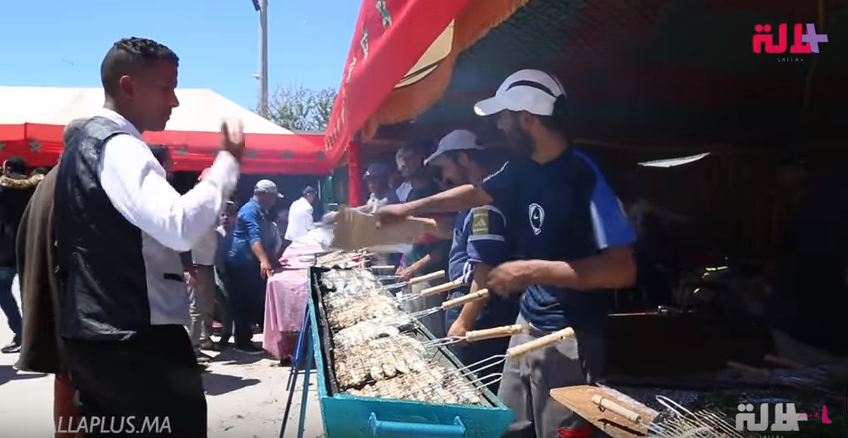 مدينة آسفي تنظم حفل لشواء 4 طن من السردين خلال مهرجان البحر