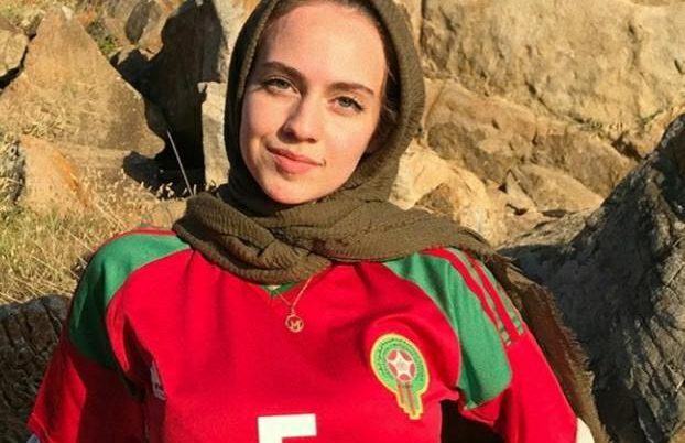 مشجعات مغربيات ينافسن الروسيات بجمالهن (صور)