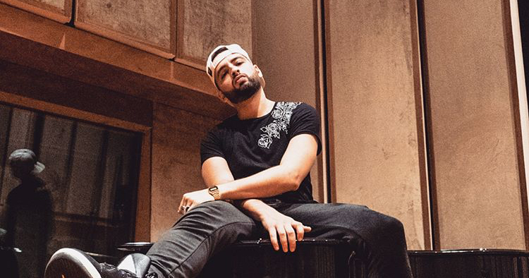 بحضور والدته.. أمينوكس ينجح في استقطاب الشباب المغاربة لحفله بموازين (صور)