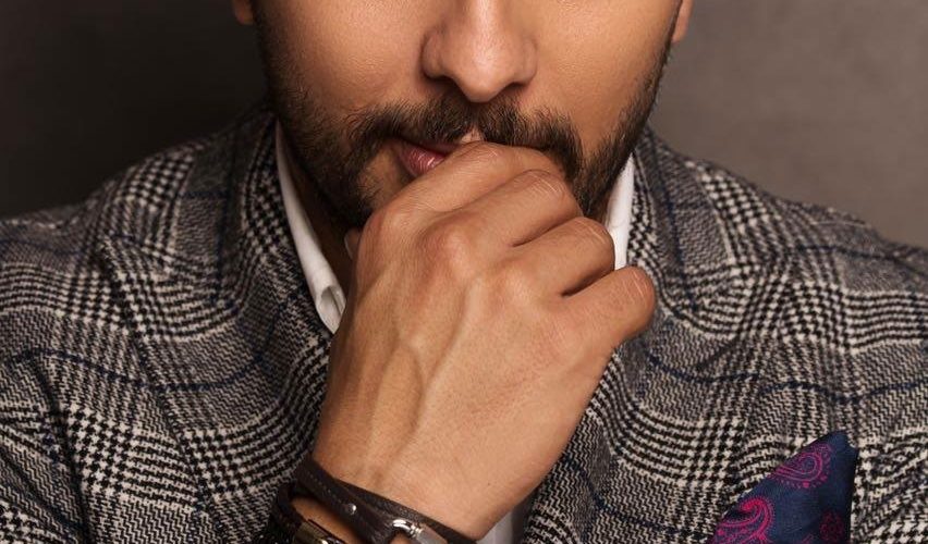 بالدموع،حاتم عمور : &laquo;&nbsp;الأم ديالي الحقيقية ما عاقلش عليها &nbsp;&raquo; (فيديو)