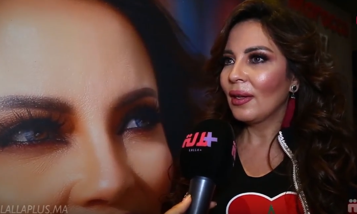 فاطمة الزهراء العروسي : &laquo;&nbsp;أنا عيطو ليا باش نغني في الملحمة و مشيت حيت عمل وطني &laquo;&nbsp;