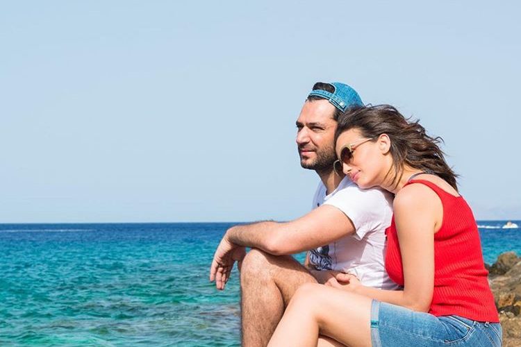 إيمان الباني ومراد يلدريم يختاران اليونان للاستمتاع بالعطلة الصيفية (صورة)