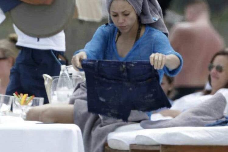 الجمهور ينتقد إطلالة شاكيرا على البحر رفقة عائلتها .. صور