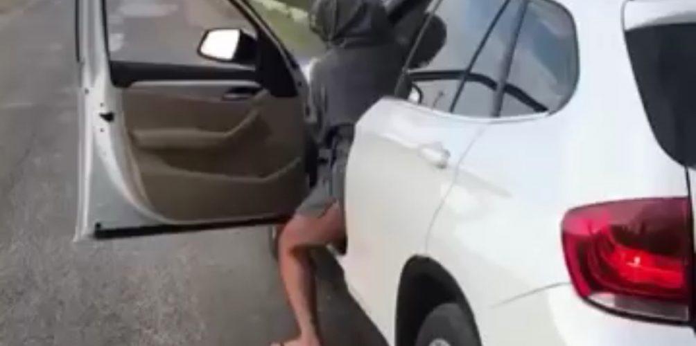 فيديو : فنانة تخوض تحدي &laquo;&nbsp;كيكي&nbsp;&raquo; و النهاية مأساوية