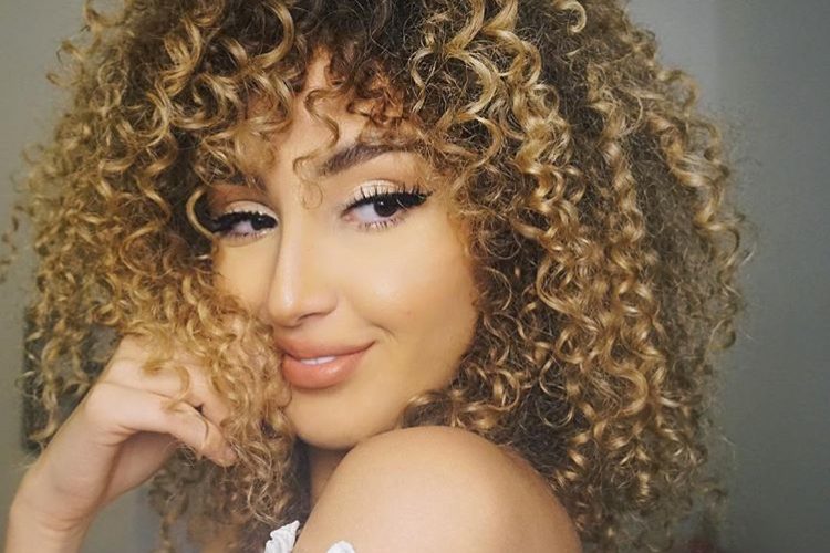 بالصور.. تعرفوا على بطلة كليب سعد لمجرد الجديد