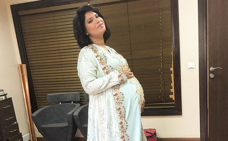 إيمان الشميطي تضع مولودها الثاني وجمهورها يهنئها (صورة)