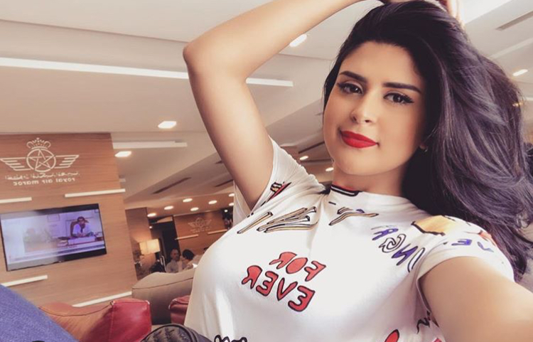 سلمى رشيد مرشحة للفوز بجائزة عالمية وتطلب من جمهورها التصويت لها (صورة)