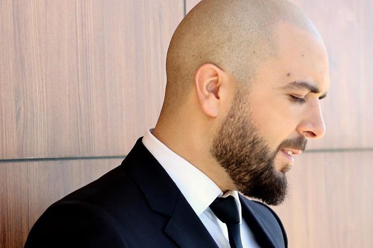 نجمان تركيان يرقصان على أنغام أغنية الدوزي &laquo;&nbsp;آمر&nbsp;&raquo; في حفل زفافهما (فيديو)