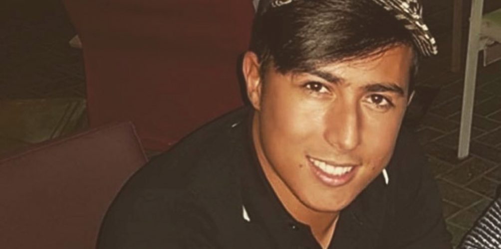 بمناسبة عيد ميلادها.. هكذا عبر أيمن السرحاني عن حبه لوالدته (صورة)