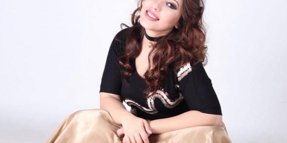 نزولا عند رغبة جمهورها.. سحر الصديقي تنشر أول صورة لها وهي في الشهور الأخيرة من الحمل