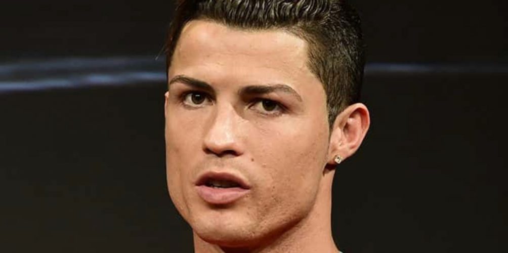 بعد اتهامه بالاغتصاب.. محامو رونالدو يطالبون مجلة ألمانية بالتعويض لنشر أخبار دون سند قانوني