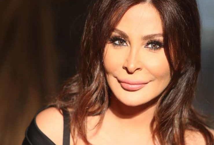 إليسا: هكذا أخفيت آثار علاجي من السرطان .. ولم أخبر أمي خوفا عليها!