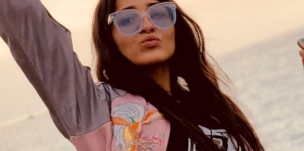 &laquo;&nbsp;بنت الستاتي&nbsp;&raquo; تعبر عن إشتياقها لوالدها