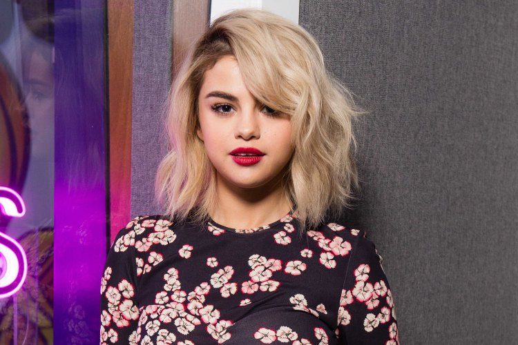 أولى صور سيلينا غوميز بعد إنهيارها.. وهذا ما قالته عن جاستن بيبر