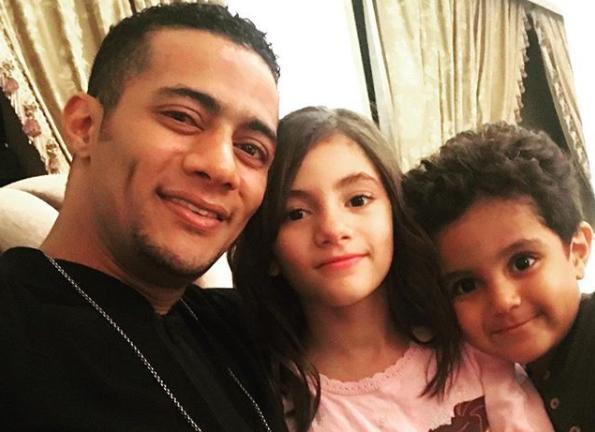 هكذا احتفل محمد رمضان بعيد ميلاد ابنيه