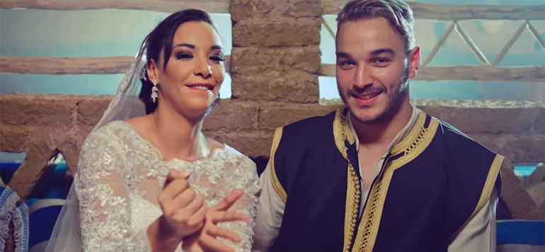 لبنى أبيضار : بغيت نتزوج ولد بلادي فقير  (صورة)