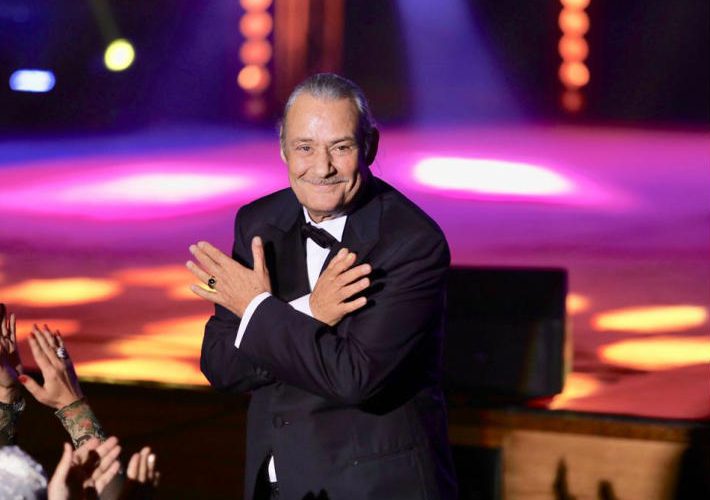 فاروق الفيشاوي..السرطان أصابني..أعدكم بالانتصار عليه!