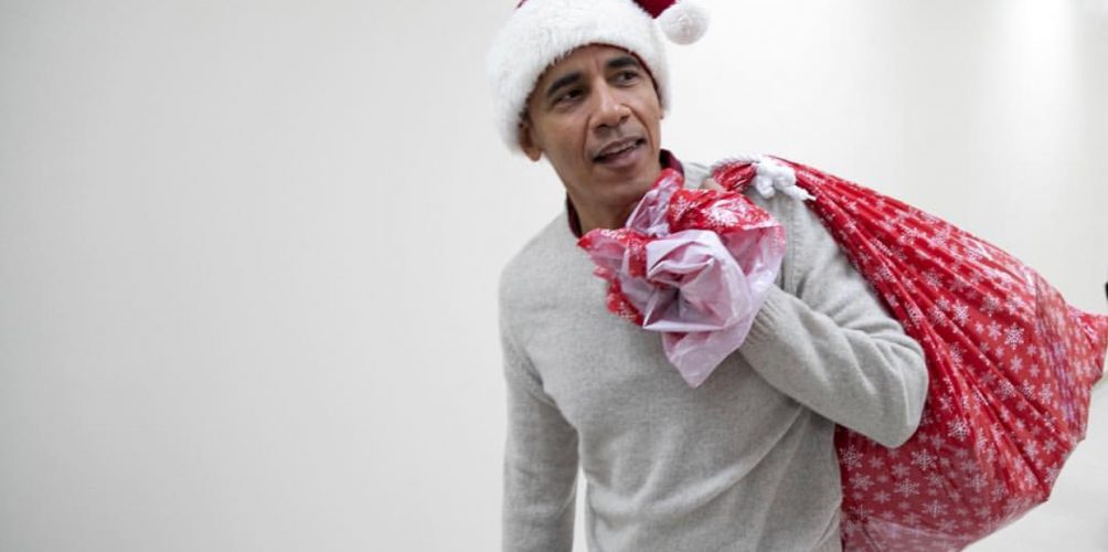 أوباما يتحول إلى &laquo;&nbsp;بابا نويل&nbsp;&raquo; لإسعاد الأطفال المرضى بالسرطان!