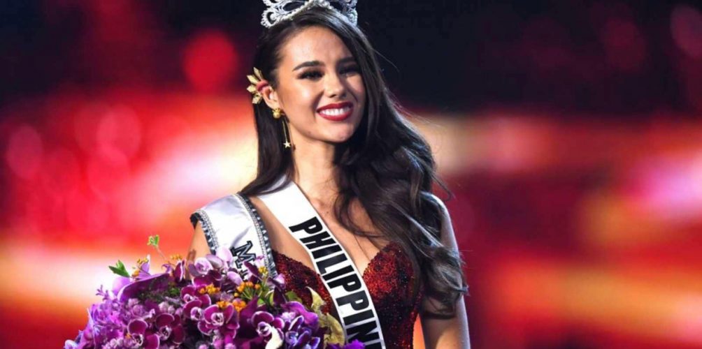 عمرها 24 عاما.. حسناء فلبينية تتوج بلقب ملكة جمال الكون لعام 2018 (صور)
