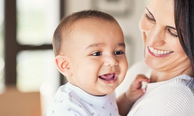 دراسة.. الرضاعة الطبيعية تحمي الأمهات من مرض الكبد