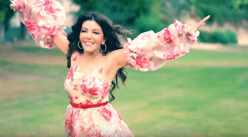 أصدرتها قبل 3 سنوات.. سميرة سعيد تطرح كليب أغنية &laquo;&nbsp;اللي بينا&nbsp;&raquo; بمناسبة أعياد الميلاد