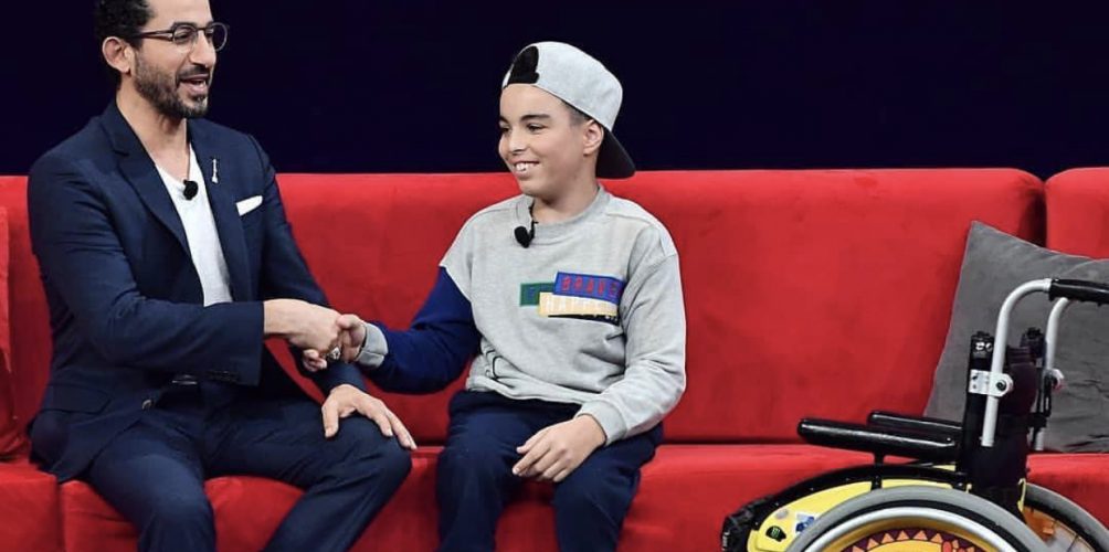 بالفيديو.. طفل مغربي من ذوي الاحتياجات الخاصة يبهر حلمي في &laquo;&nbsp;نجوم صغار&nbsp;&raquo; !