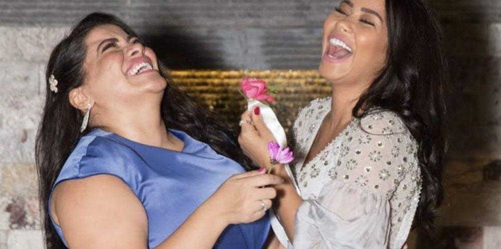 بالفيديو.. شيرين عبد الوهاب تغني وترقص في حفل زفاف شقيقتها