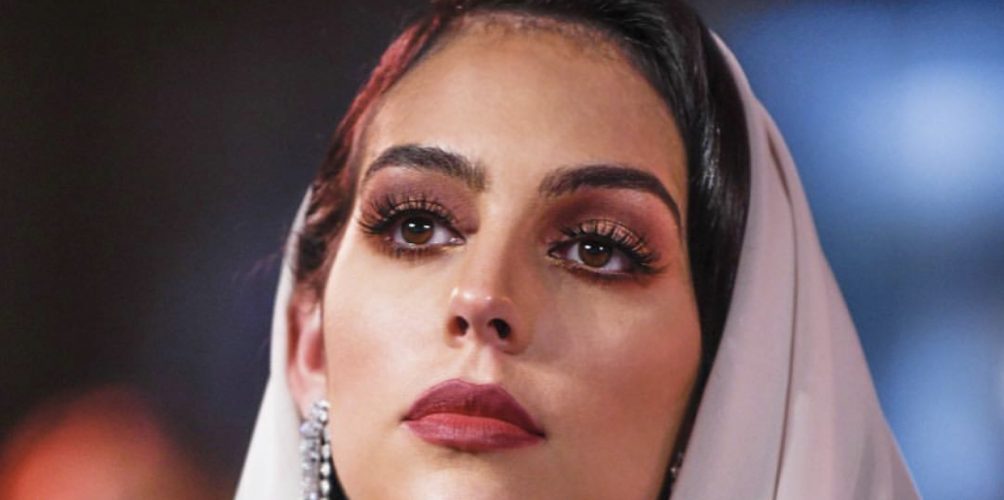 باللغة العربية.. حبيبة كريستيانو رونالدو تقدم شكرها لدبي (صورة)