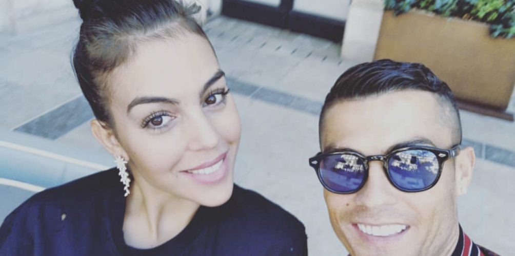 في عيد ميلادها.. رسالة رومانسية من رونالدو لحبيبته جورجينا (صورة)