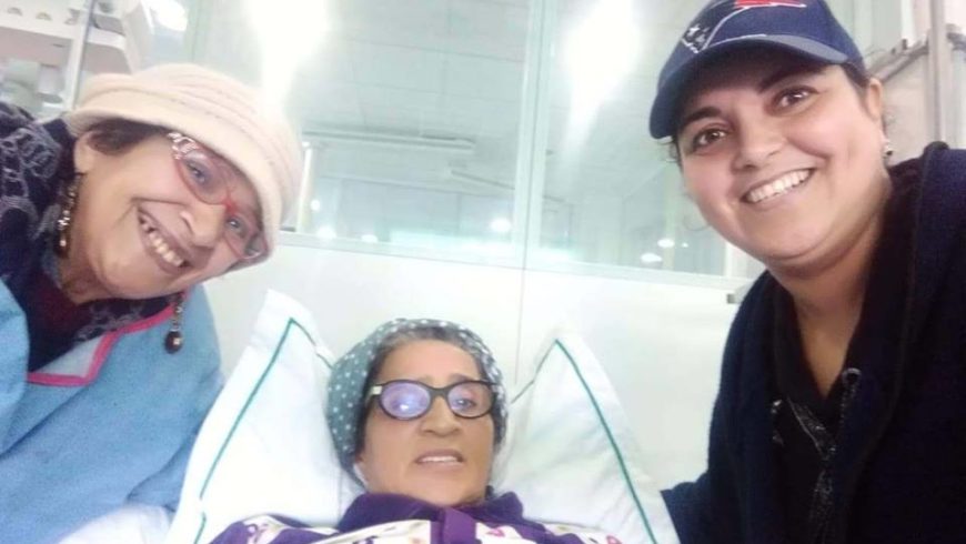 بالصورة.. أزكون وماه ماه تزوران زهور السليماني في المستشفى