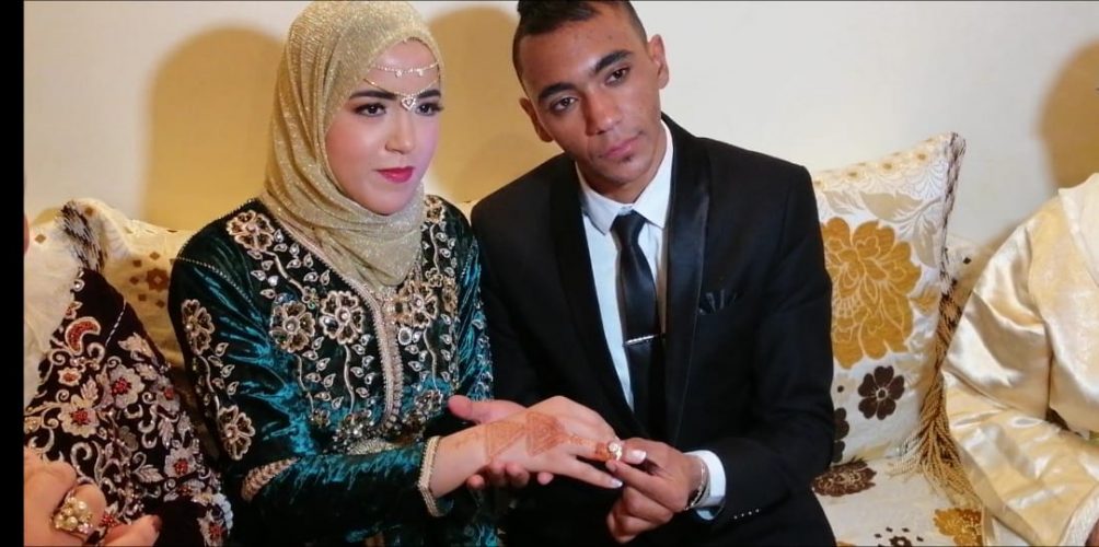 بعد حصوله على 20 مليون.. الفائز بـ&nbsp;&raquo;ستاند أب&nbsp;&raquo; يدخل القفص الذهبي (صور)