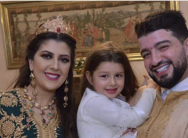 ليلة احتفاله بزواجه من طليقته.. ابنة حمزة الفيلالي تخطف الأنظار (فيديو)