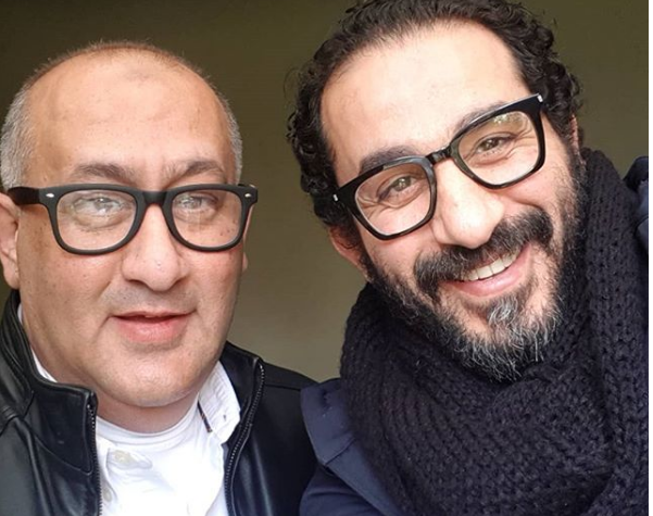 لأول مرة.. أحمد حلمي يكشف عن صورة شقيقه الأكبر