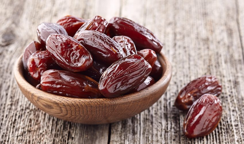فوائد صحية متعددة.. لهذا عليكم تناول 3 حبات من التمر يوميا