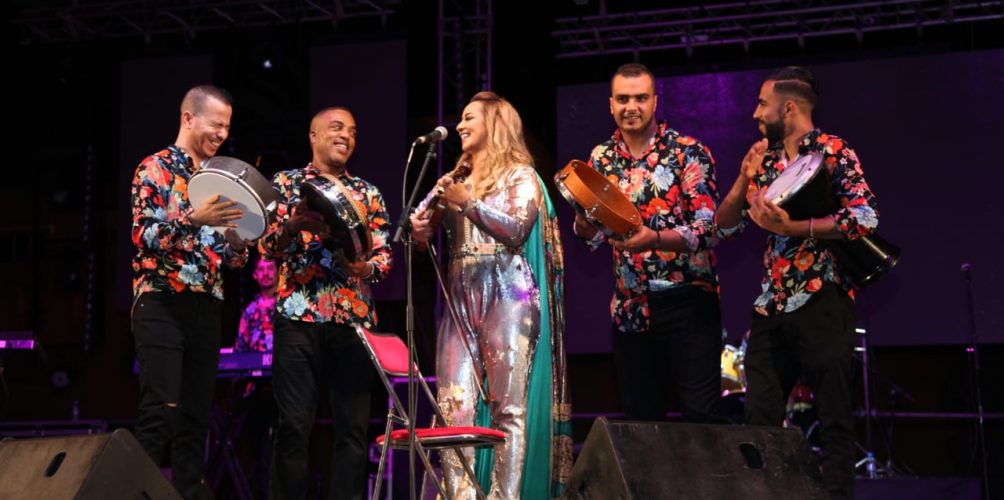 مهرجان تيميزار.. أمينوكس والداودية يشعلان حماس جمهور تيزنيت (صور)