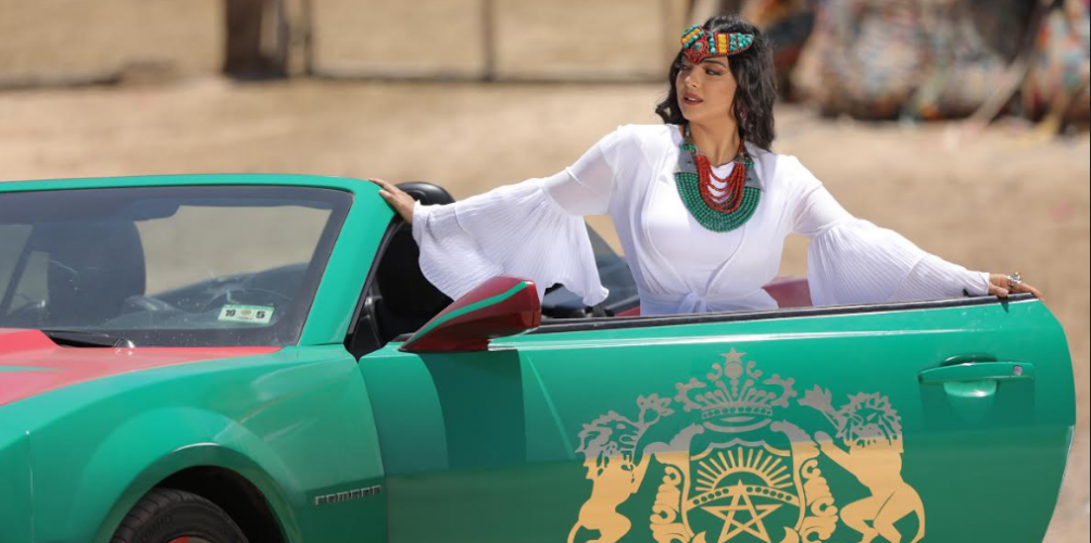 احتفالا بعيد العرش.. رقية ماغى تغني &laquo;&nbsp;المغرب وجمالو&nbsp;&raquo;