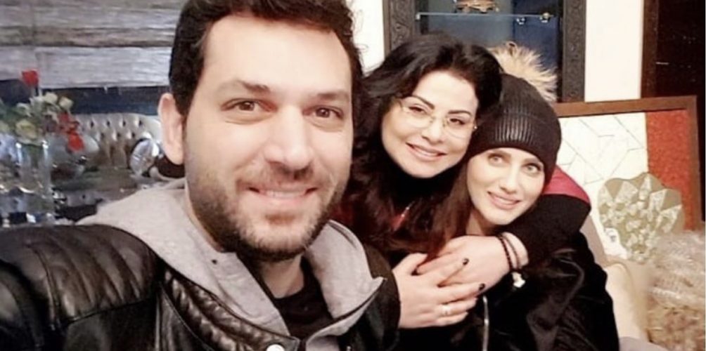 بعد فقدانها جنينها.. رأفت تواسي إيمان الباني