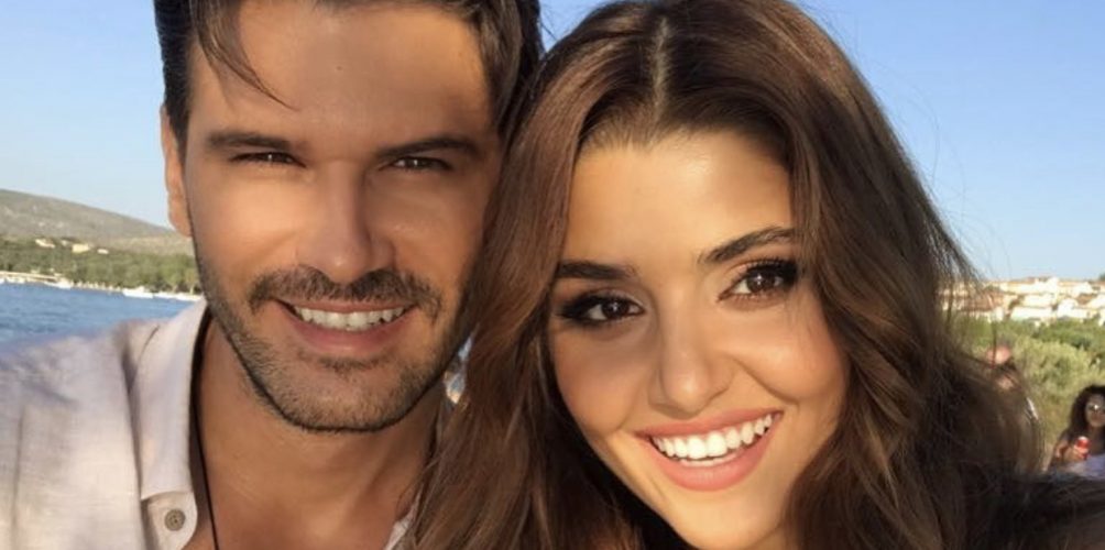 تفوقت على نجمات عالميات.. التركية هاندا آرتشيل أجمل امرأة في العالم (صور)